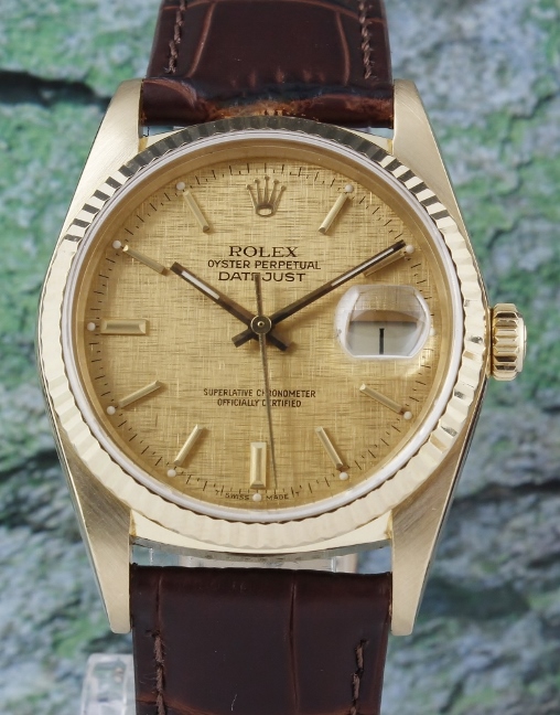 (image for) A ROLEX 18K YELLOW GOLD OYSTER PERPETUAL DATE / 16018